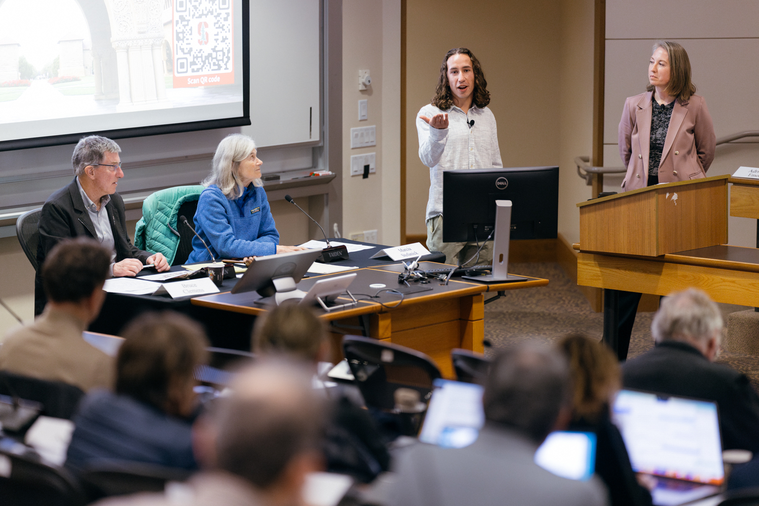 Academic Integrity Working Group Co-Chair Jennifer Schwartz Poehlmann and student Co-Chair Xavier Millan provide a report on the group's work to the Faculty Senate on April 24, 2025.. 